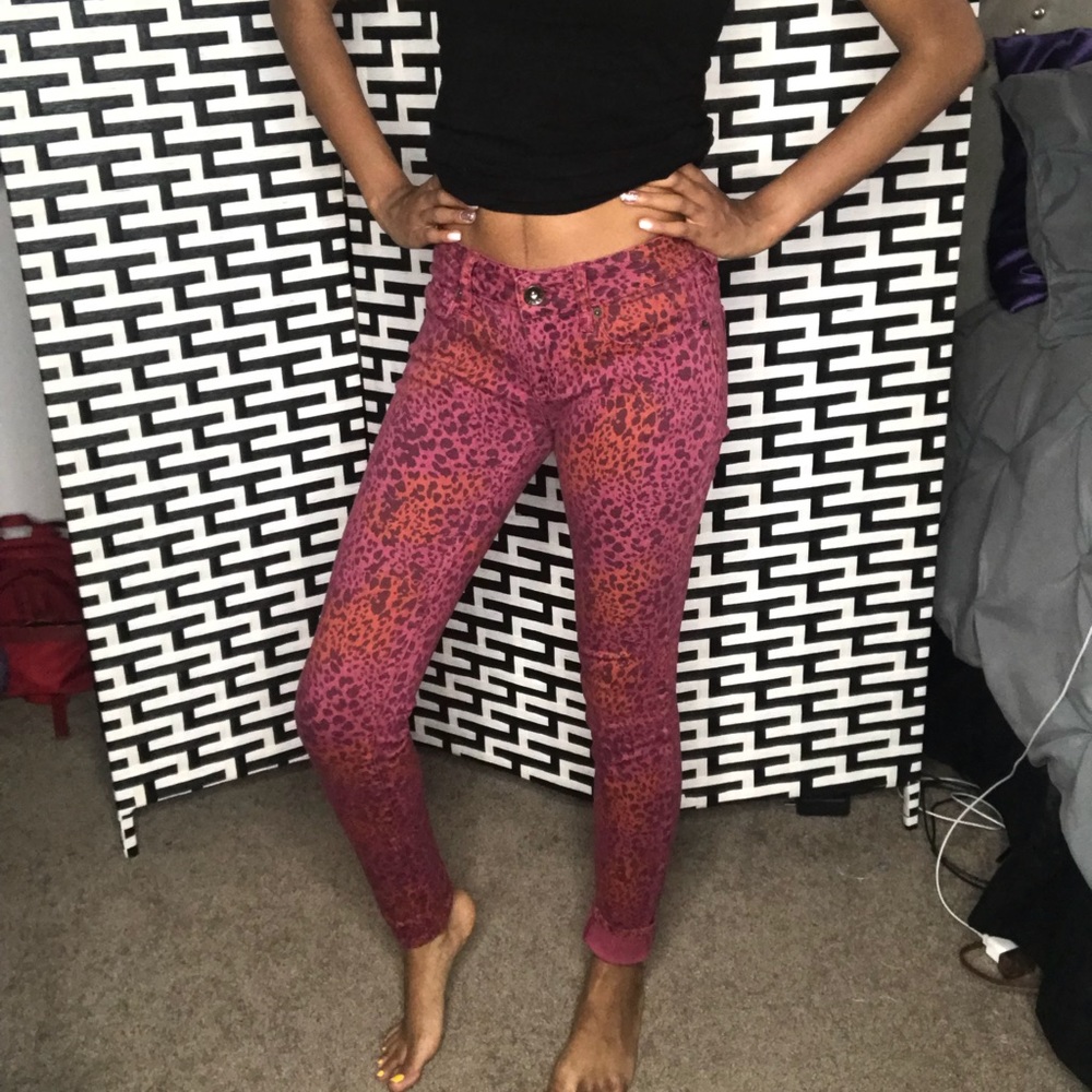 Bullhead Black | Cheetah Print Jeans